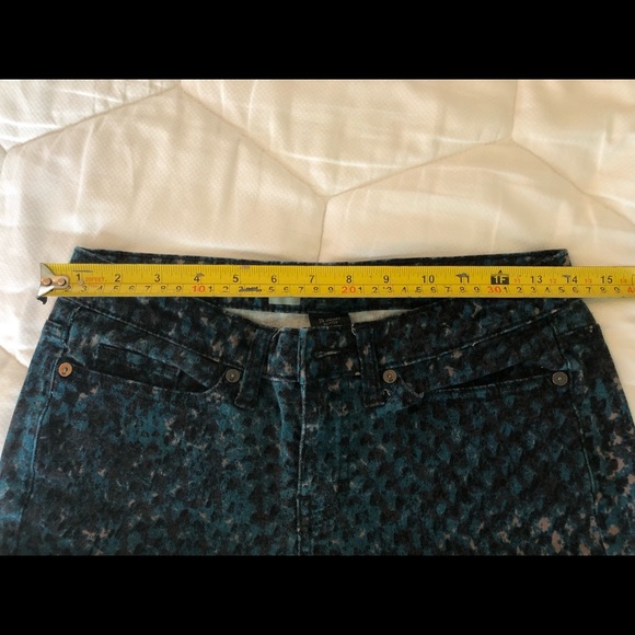 Mossimo jeans, teal and black pattern, size 2, great condition - Picture 8 of 8